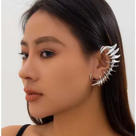 Silver Tone Spike Skeleton Ear Cuff Gothic Punk Thorn Clip On Earring Jewelry - Picture 1 of 3